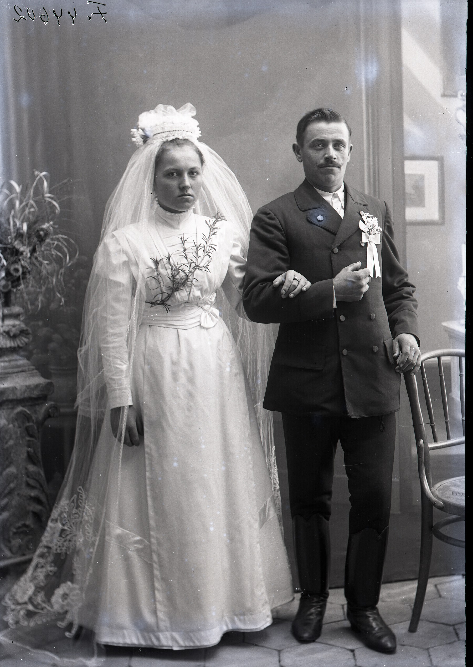 Menyasszony és vőlegény esküvői fotója