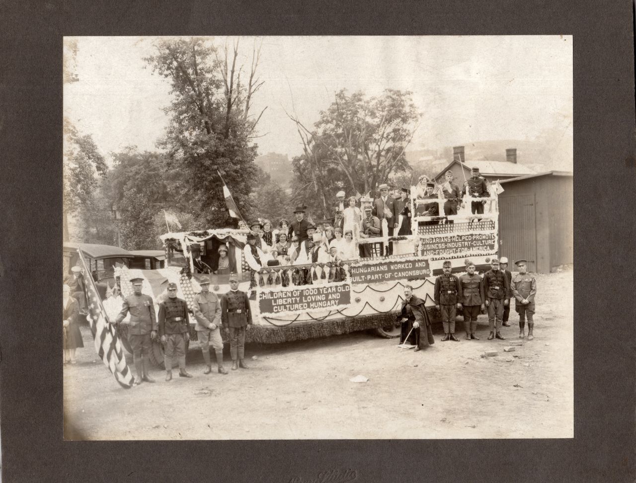 Felvonulók Canonsburg alapításának 125. évfordulóján